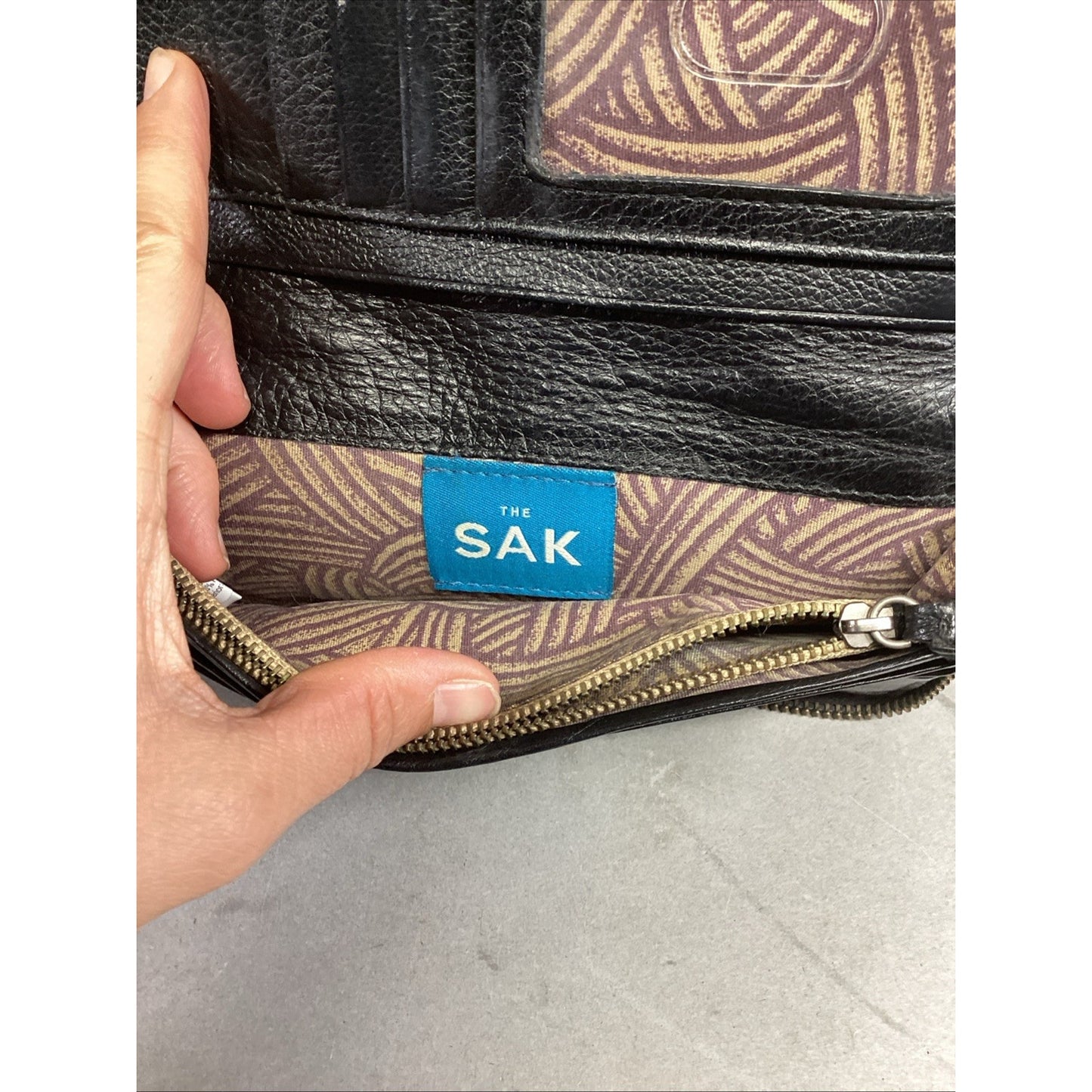 The Sak Vintage Women’s Black Leather Wallet - 8x4”