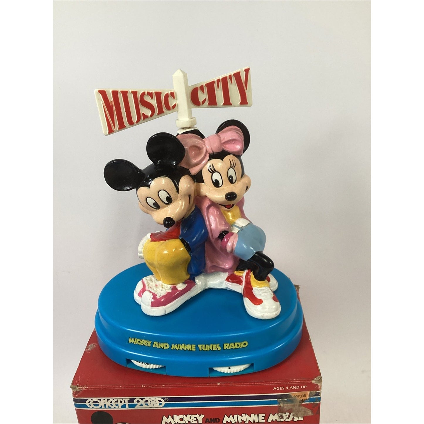 Vintage Mickey Minnie Mouse AM Radio 3D Figures Music City Tested & Works