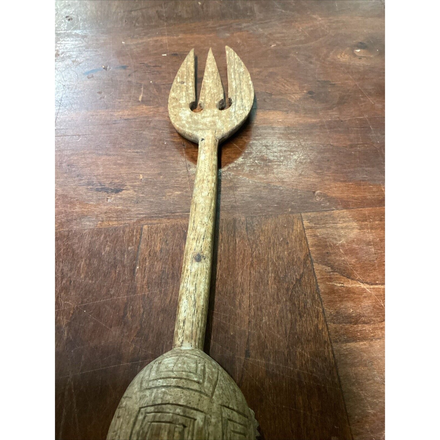 Hand Carved Wooden Decorative Turtles Fork And Spoon Set