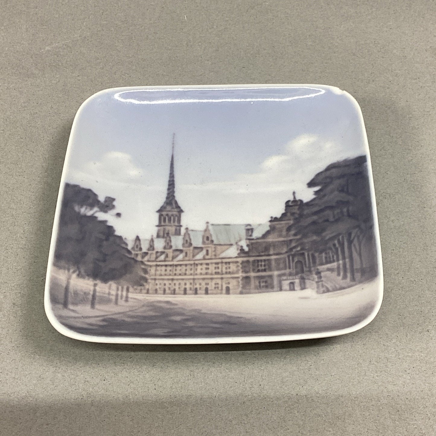 Royal Copenhagen Trinket Dish & 3 Decorative Mini Plates - Denmark