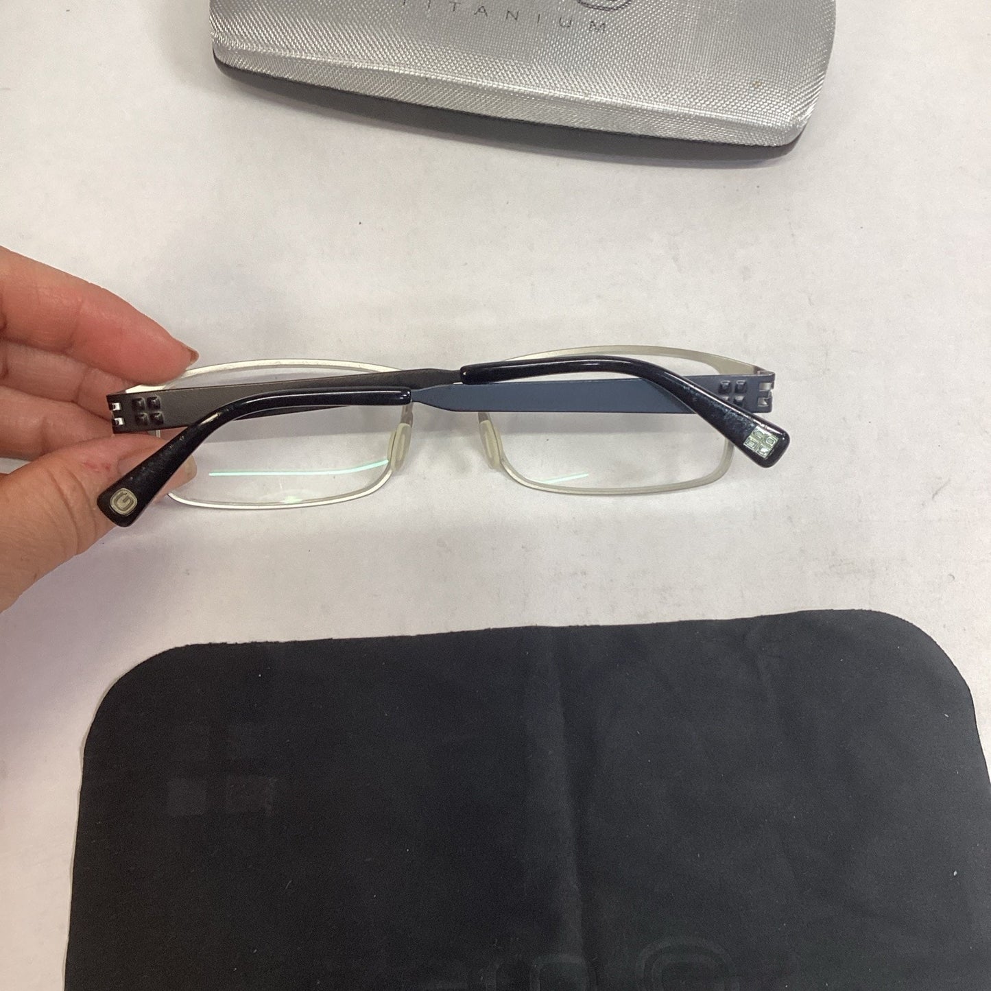 Zero G Titanium Brookville Black Silver Gradient 140mm Glasses W/ Hard Case