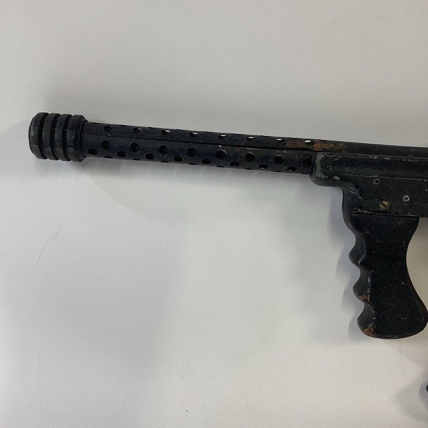 Vintage Commandos Automatic 25 Metal Toy Machine Gun - 27.5”L Heavy Cast Rifle