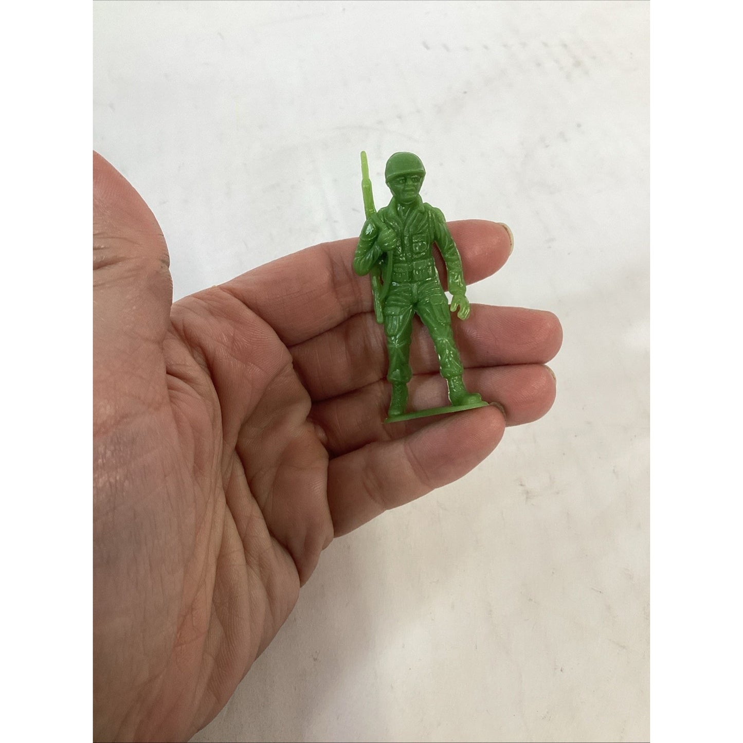5 Vintage MPC Toy Soldier Green Russian WWII Army Men