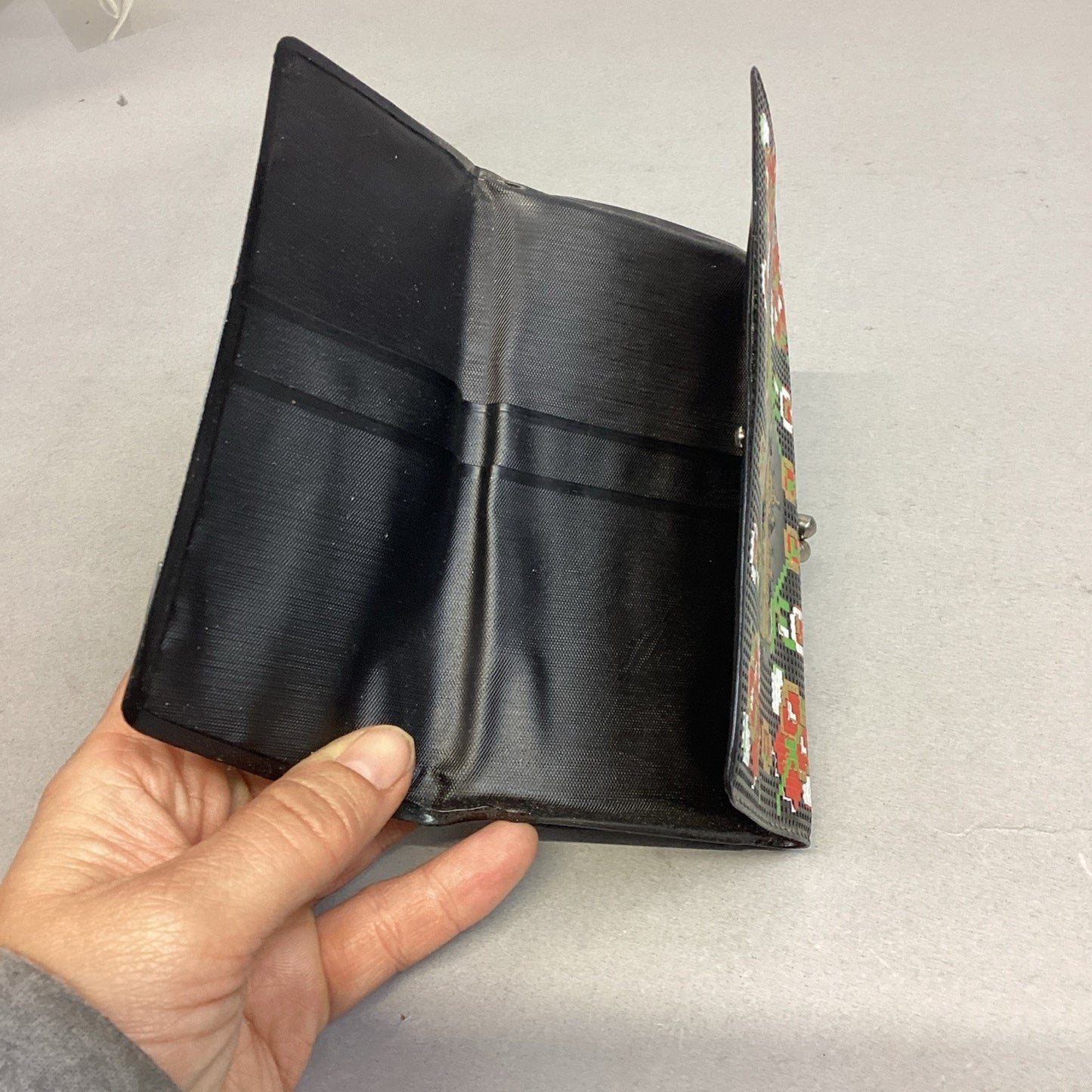 Rare Vintage Souvenir Wallet of Budapest Hungary & Hungarian Parliament