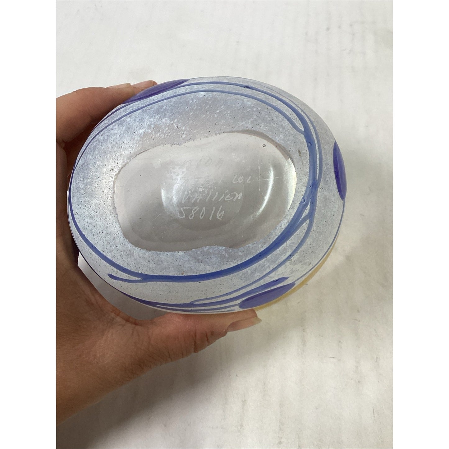KOSTA BODA Signed Bertil Vallien BLUE GALAXY Sweden #58016 Glass Oval Bowl Vase