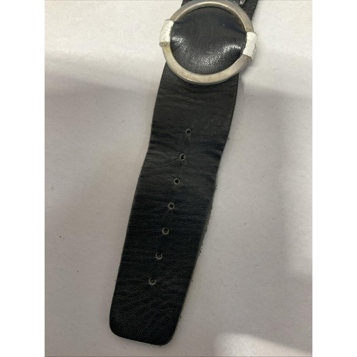 Mid-century men's Lausanne silver-tone wristwatch. Working Condition