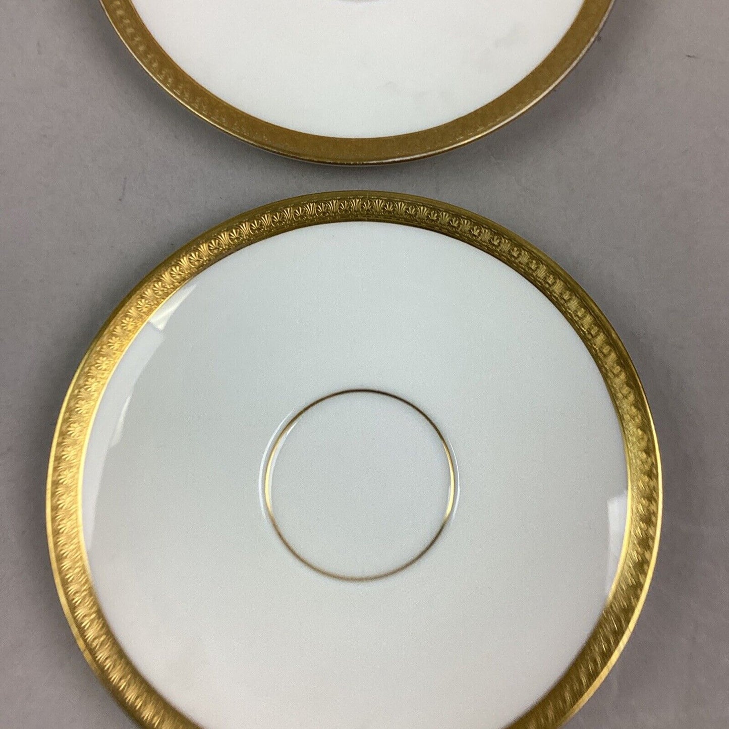 Vintage Royal Doulton Royal Gold Fine Bone China - Set of 8