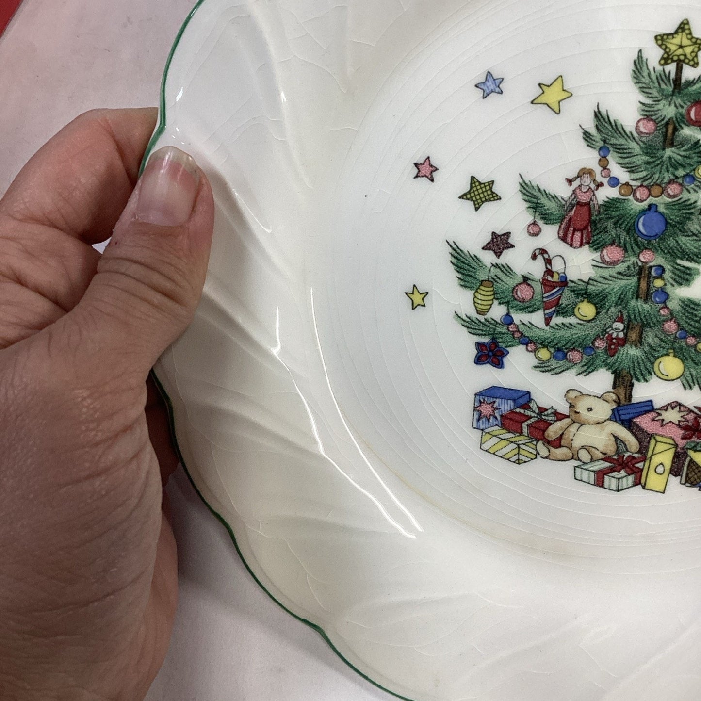 Set Of 8 Nikko Happy Holidays Salad/Dessert Plates Christmas 7 7/8" Green Trim