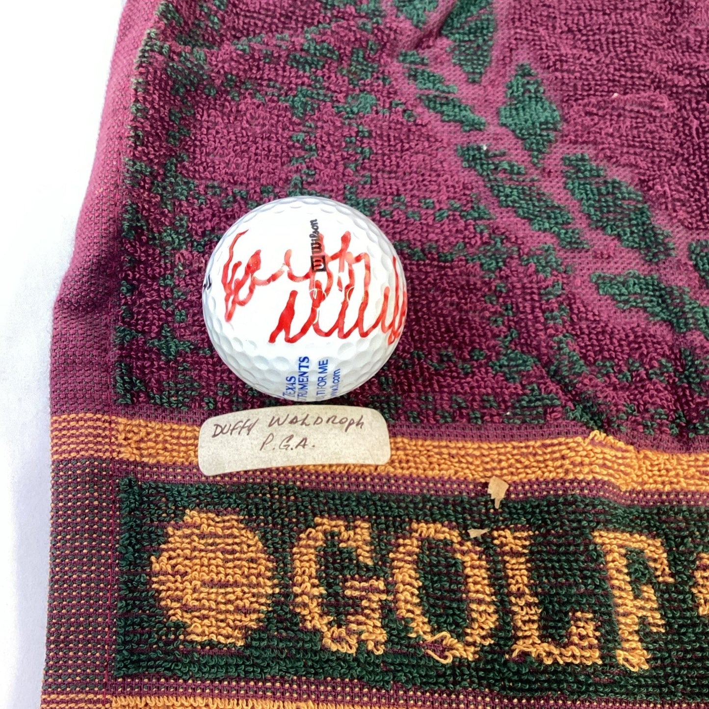 St. Saint Andrews Golf Course Links Golf Towel & Autographed Logo Balls In Pouch