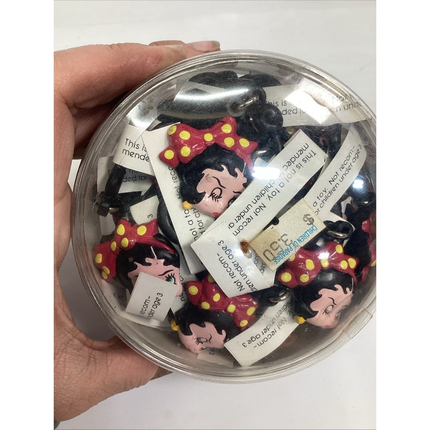 Vintage 1990 Container - Betty Boop Keychains - New - 5.3 Ounces