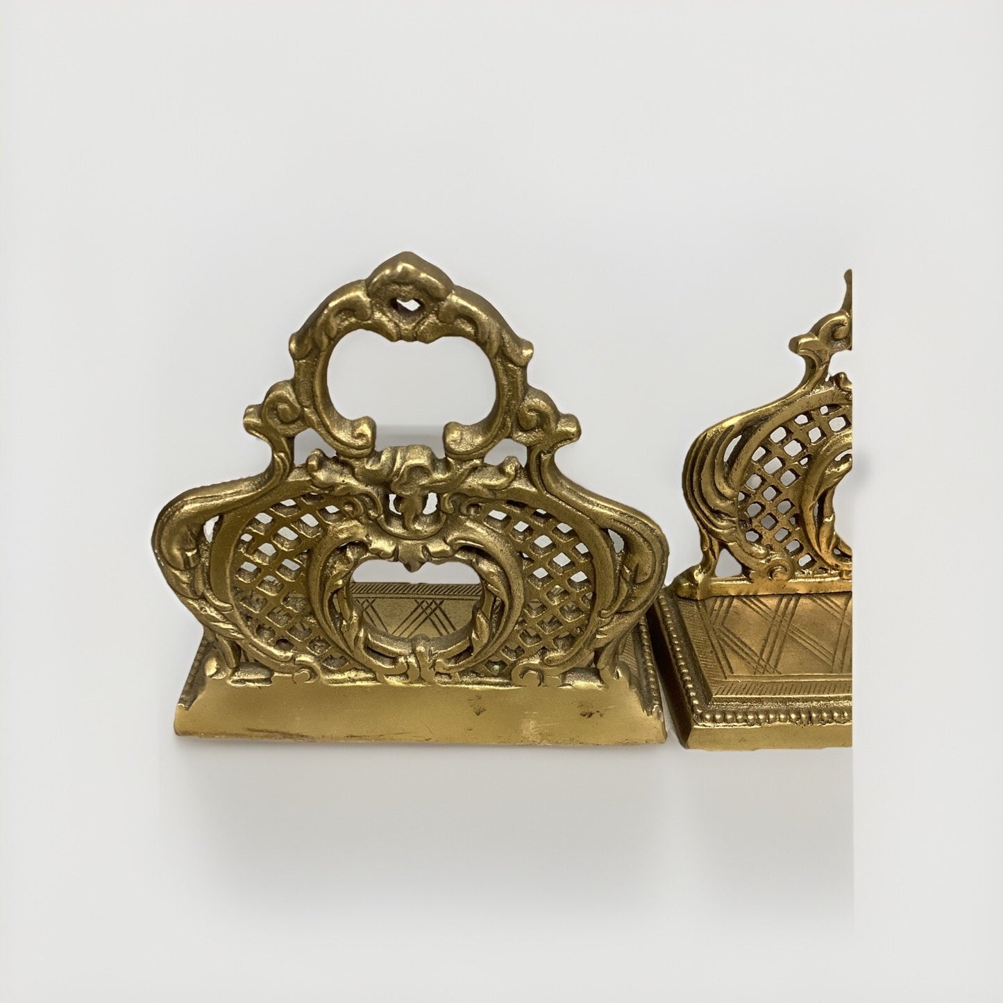 VTG ANNA GRIFFIN BRASS VICTORIAN LATTICE STYLE BOOKENDS - TWO'S Co