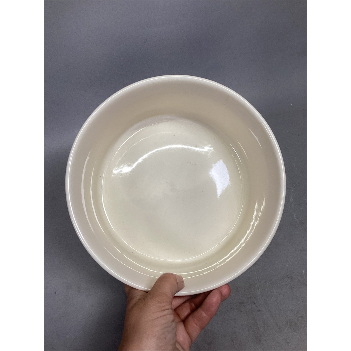Vintage Pfaltzgraff Heritage Round Casserole Baker Off White Fluted Bowl - 8.5”D