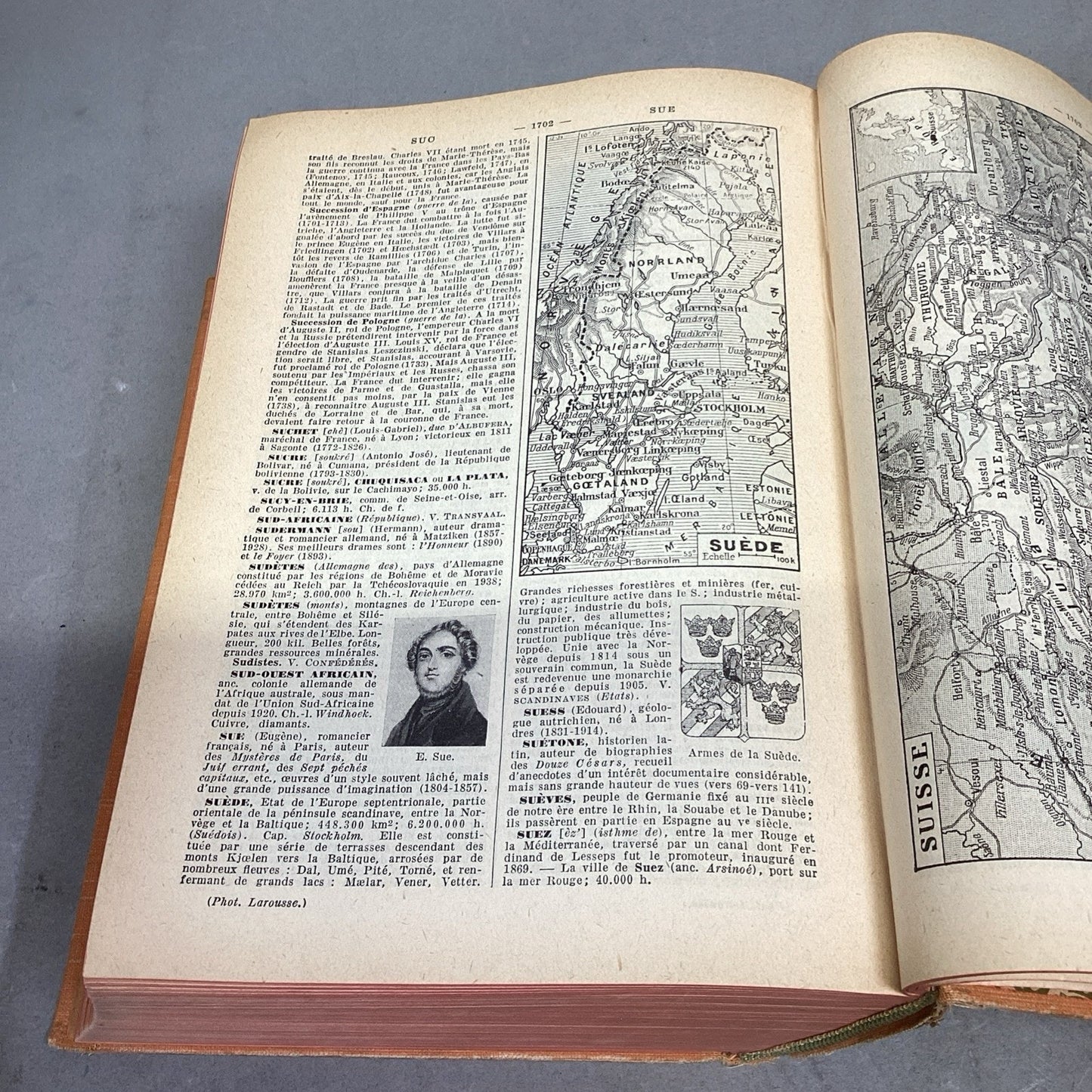 Nouveau Petit Larousse Illustre 1940 Edition - Paris