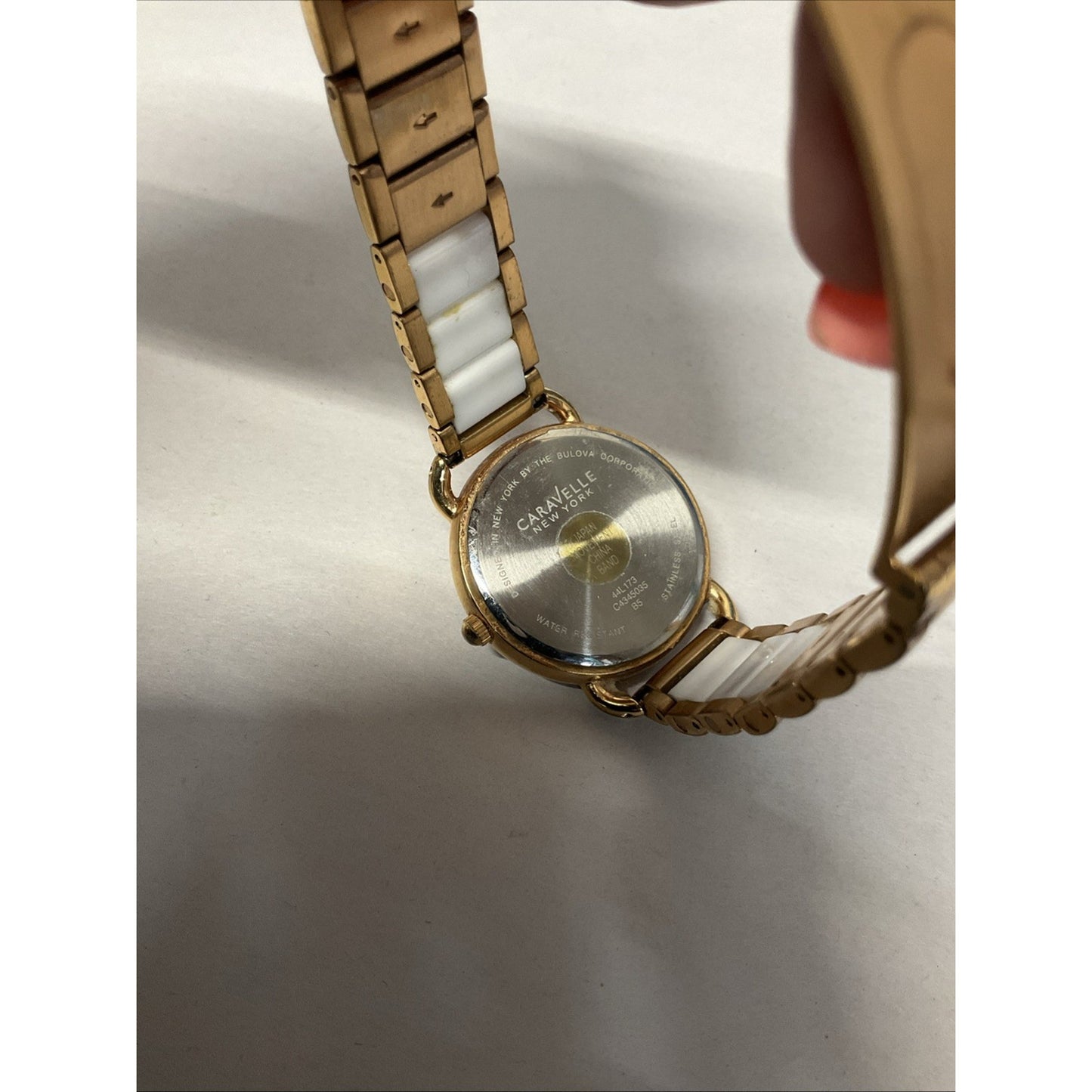 Beautiful Caravelle By Bulova Ladies Quartz Watch MOP Dial Gold Tone New Battery