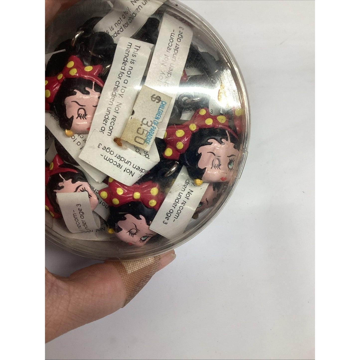 Vintage 1990 Container - Betty Boop Keychains - New - 5.3 Ounces