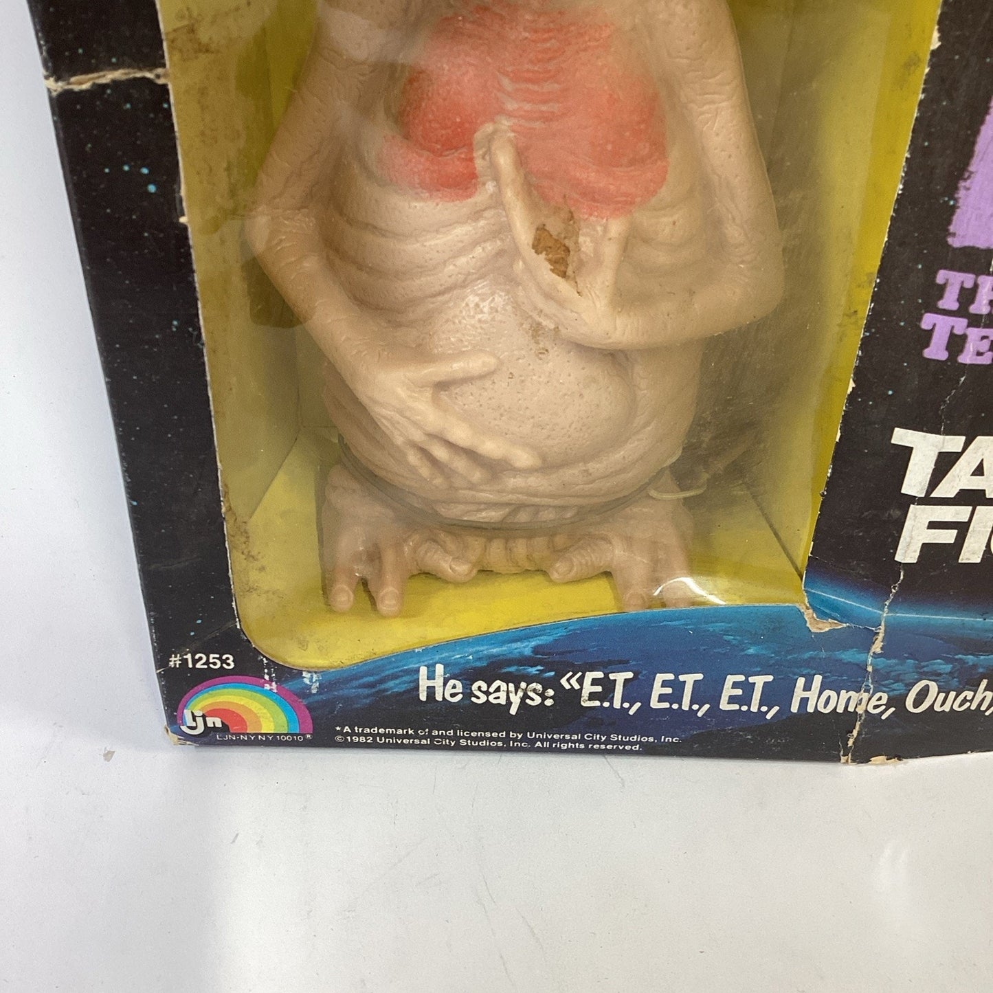 E.T. Action Figure - E.T. The Extra-terrestrial Talking Figure, 1982 #1253 NOS