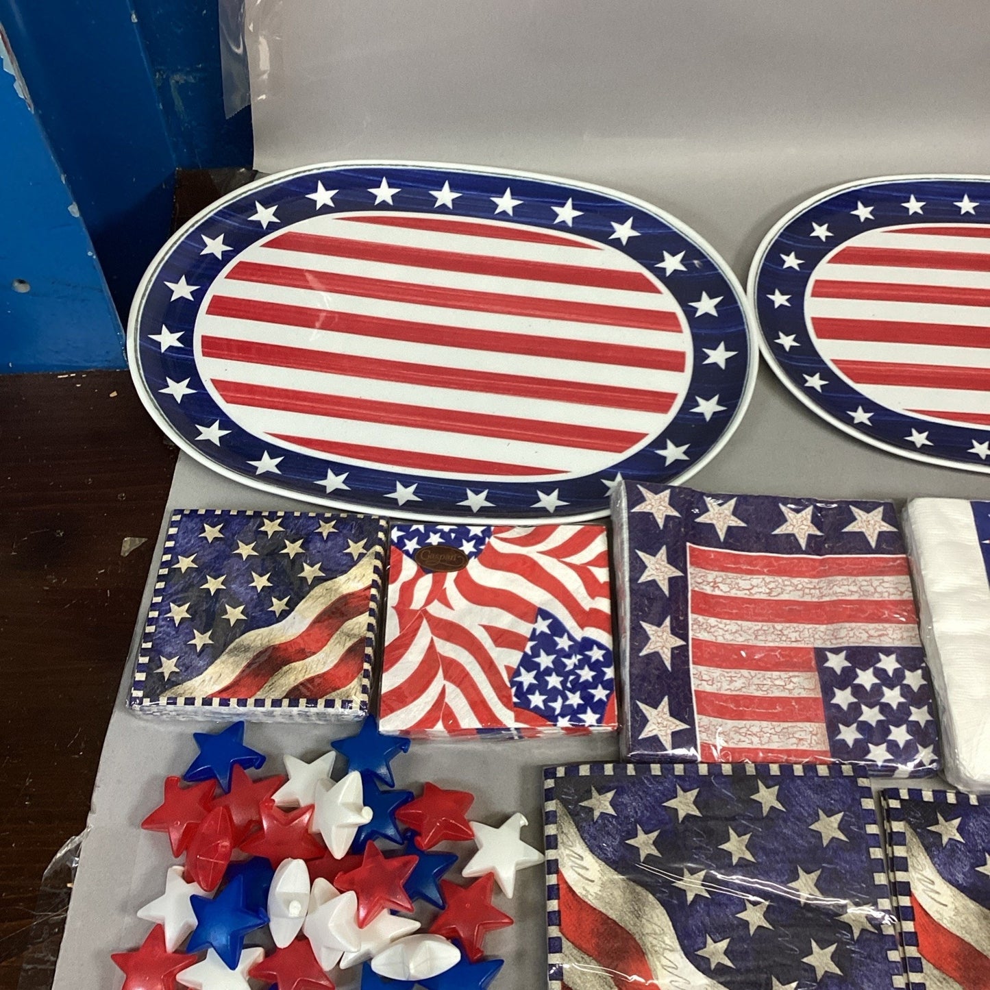 Lot Of 20 July 4th American Flag Decorations- Platters/Plates/Napkins/Ice Cubes