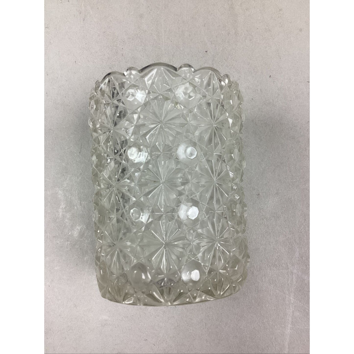 2 Vintage Glass Tumblers - Diamond Design & Daisies With Button Design