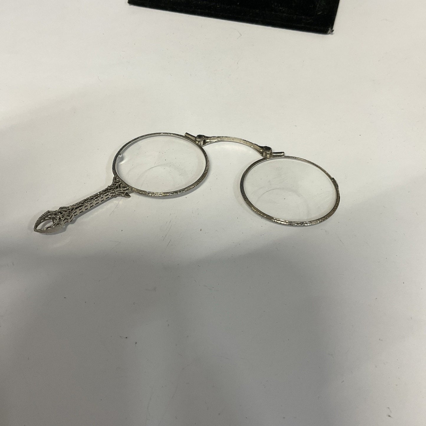 Edwardian Lorgnette opera glasses