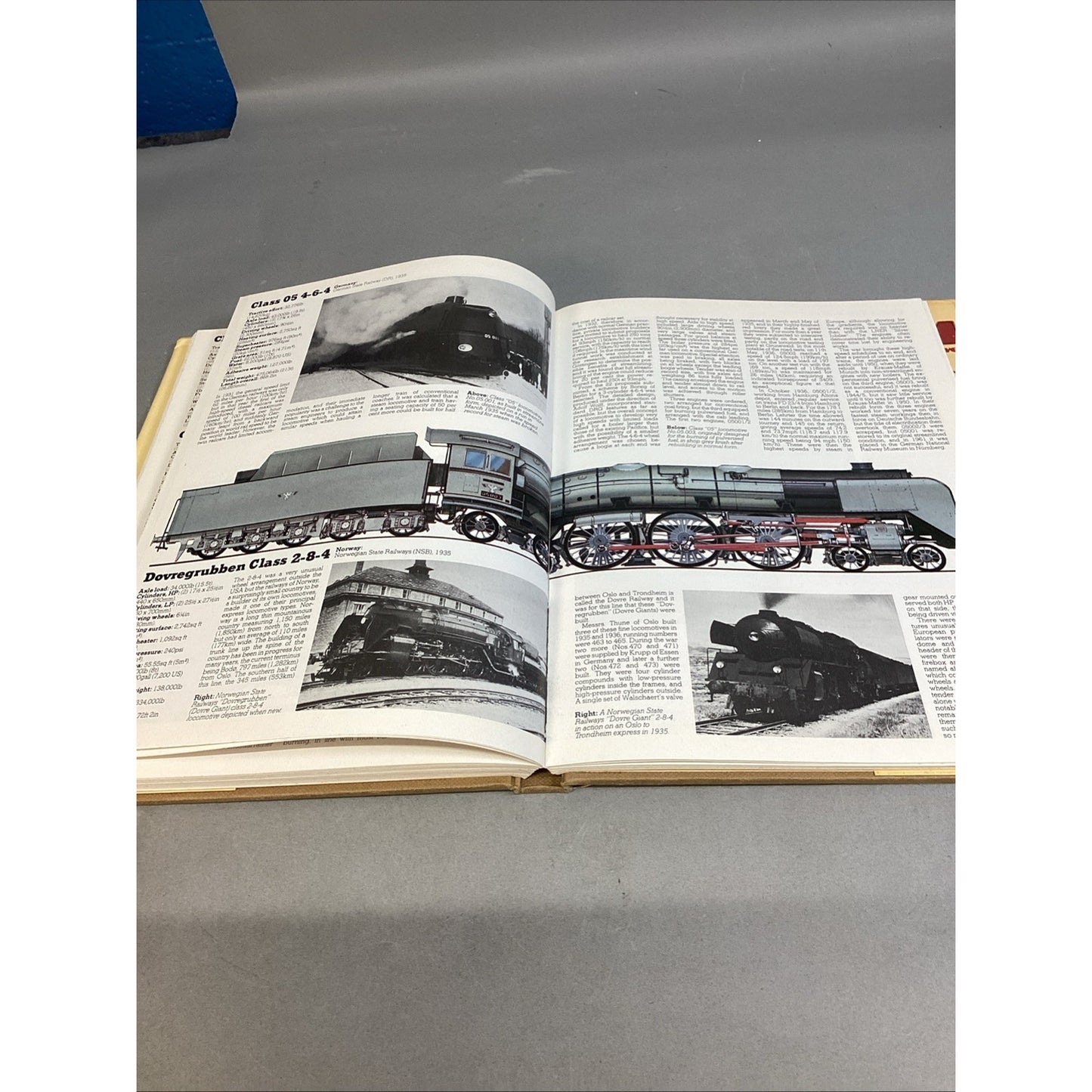 Illustrated Encyclopedia Of The World’s Steam Passenger Locomotives - 1982
