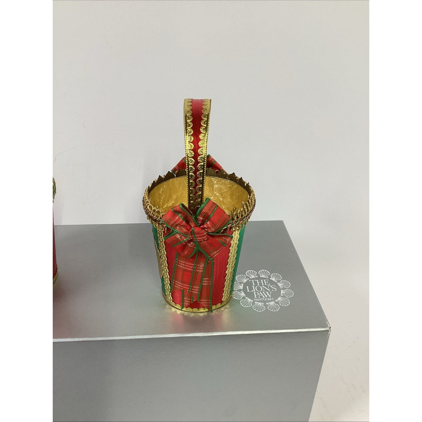 VTG The Lions Paw Nantucket Christmas Basket Ornaments Pair Dresden Foil Trim