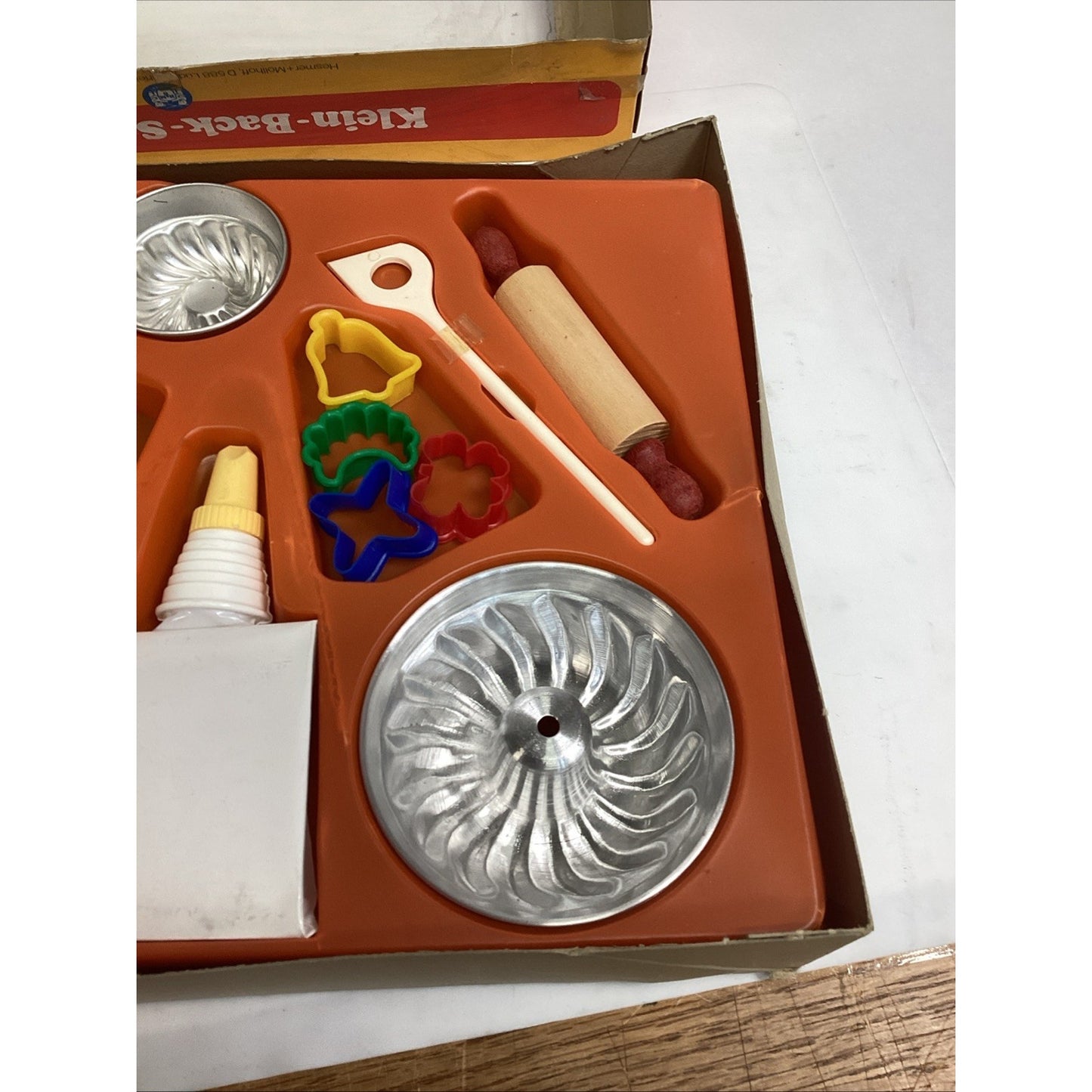 Vintage German Children’s Baking Set - Klein Spiel MIT Herz