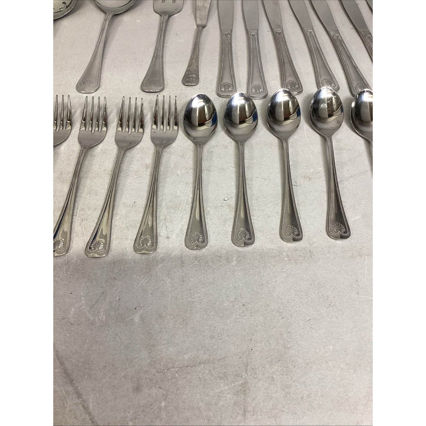 Set Of 34 - Supreme Cutlery Shell Interlace Stainless Japan Flatware Set