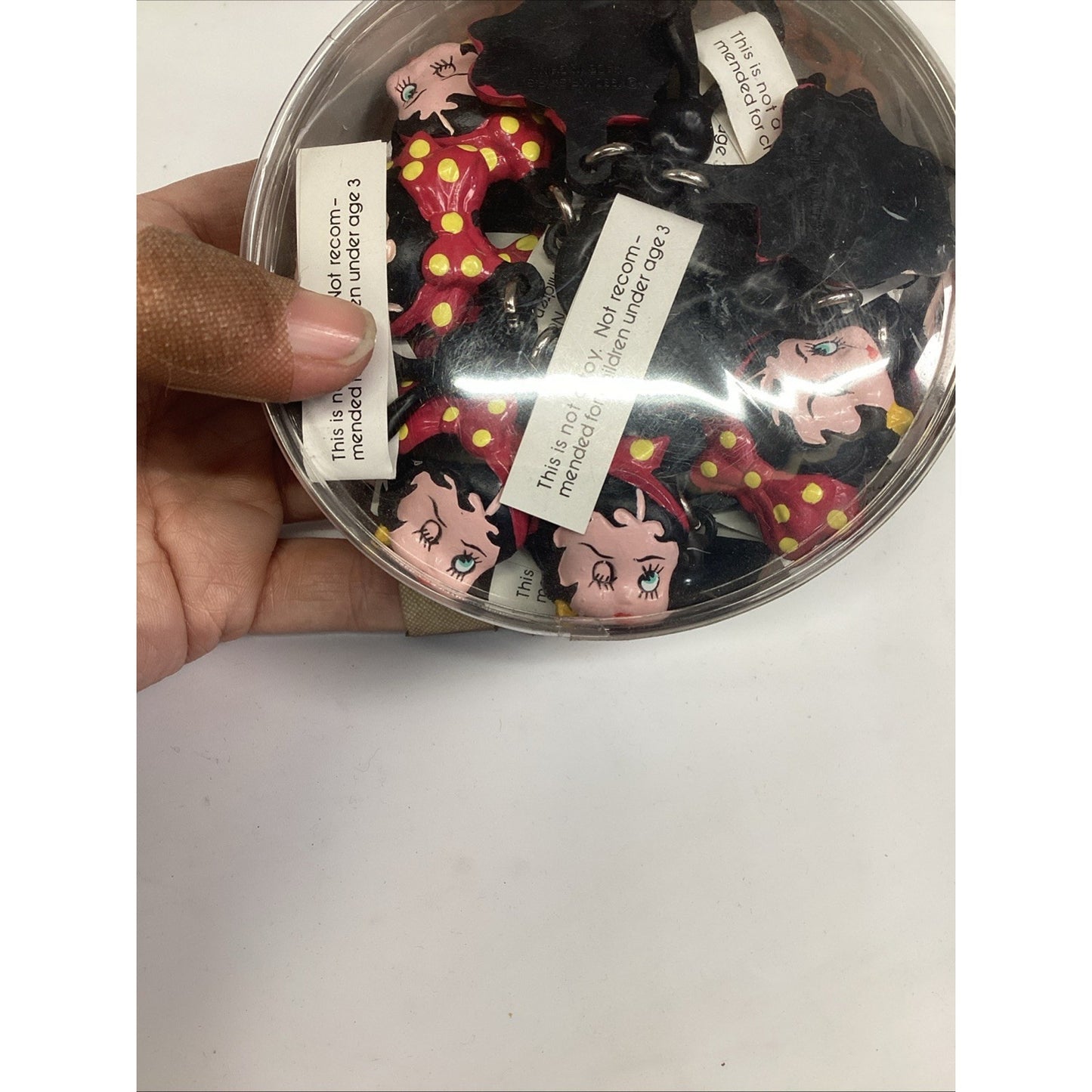 Vintage 1990 Container - Betty Boop Keychains - New - 5.3 Ounces