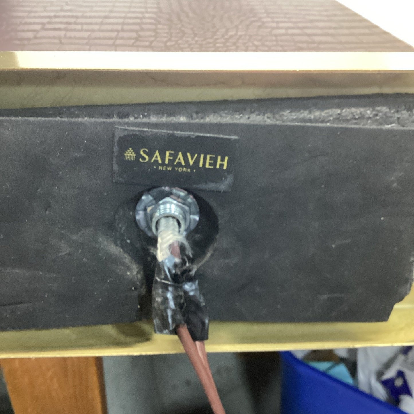 Safavieh Delia Brown Faux Crocodile Table Lamp W/ Shade