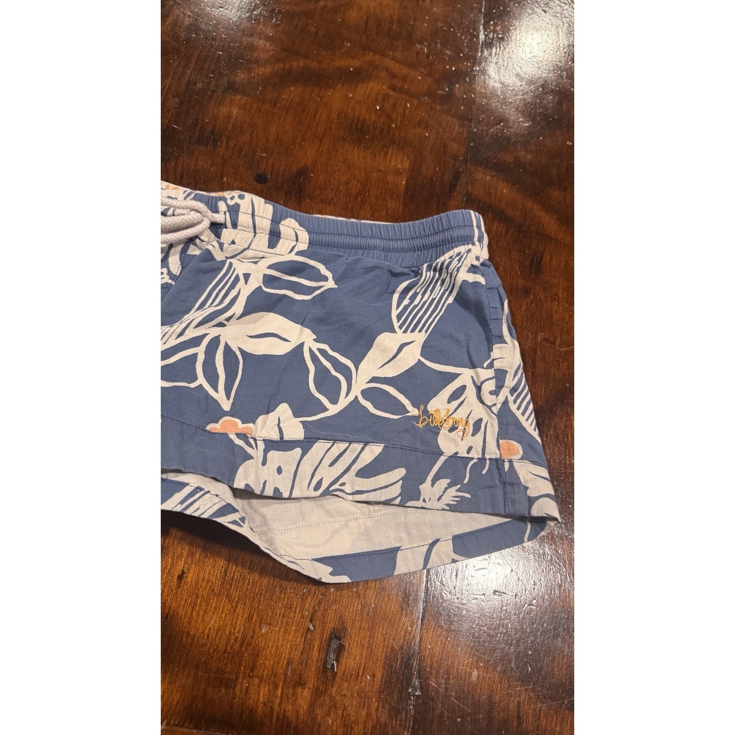 Billabong Drawstring Shorts Medium