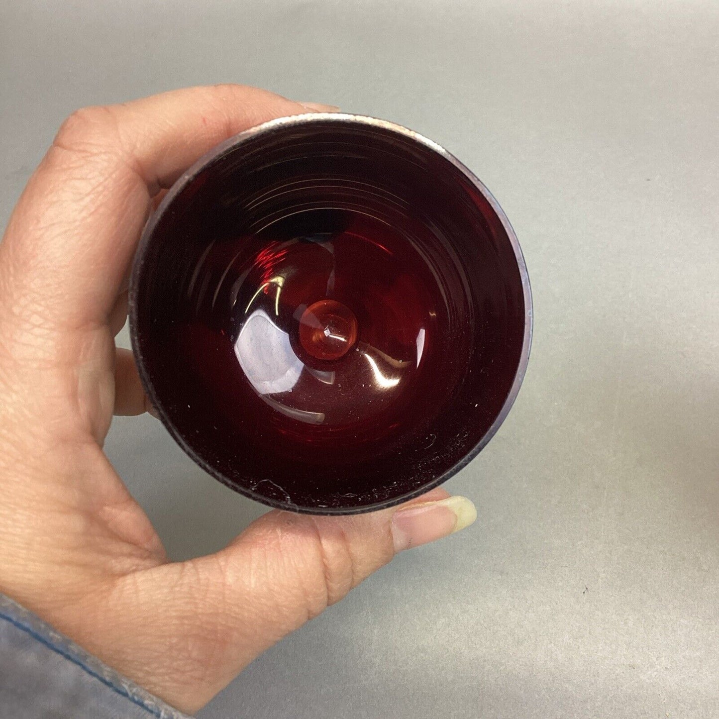 Set Of 2 Red Wine Glasses with Clear Stem - 4.75”