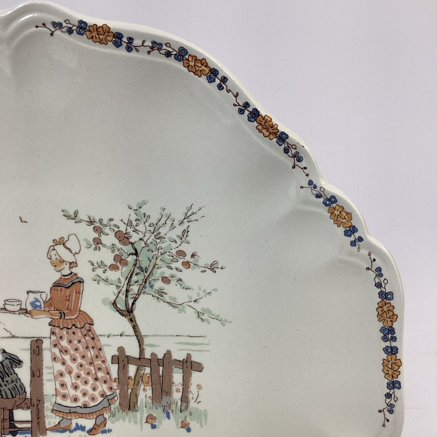 Sarreguemines Enfants Richard Rond Gebak/Taart Schaal- Round Cake Plate/Serving