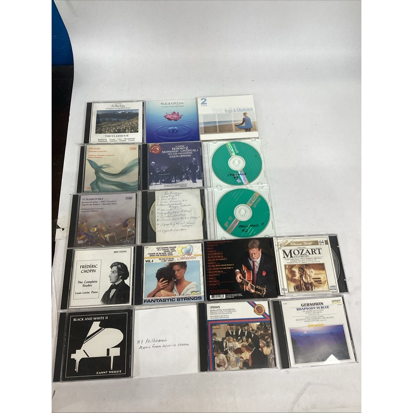 Lot Of 17 CD’s - Vivaldi, Beethoven, Mozart, Philharmonic, Gershwin & More