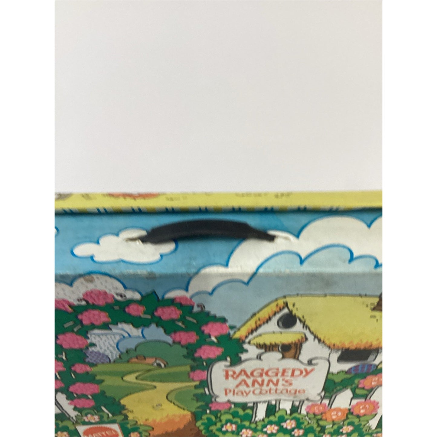 Vintage 1974 NOS Raggedy Ann’s Play Cottage Vinyl Pop Out Case Damaged Exterior