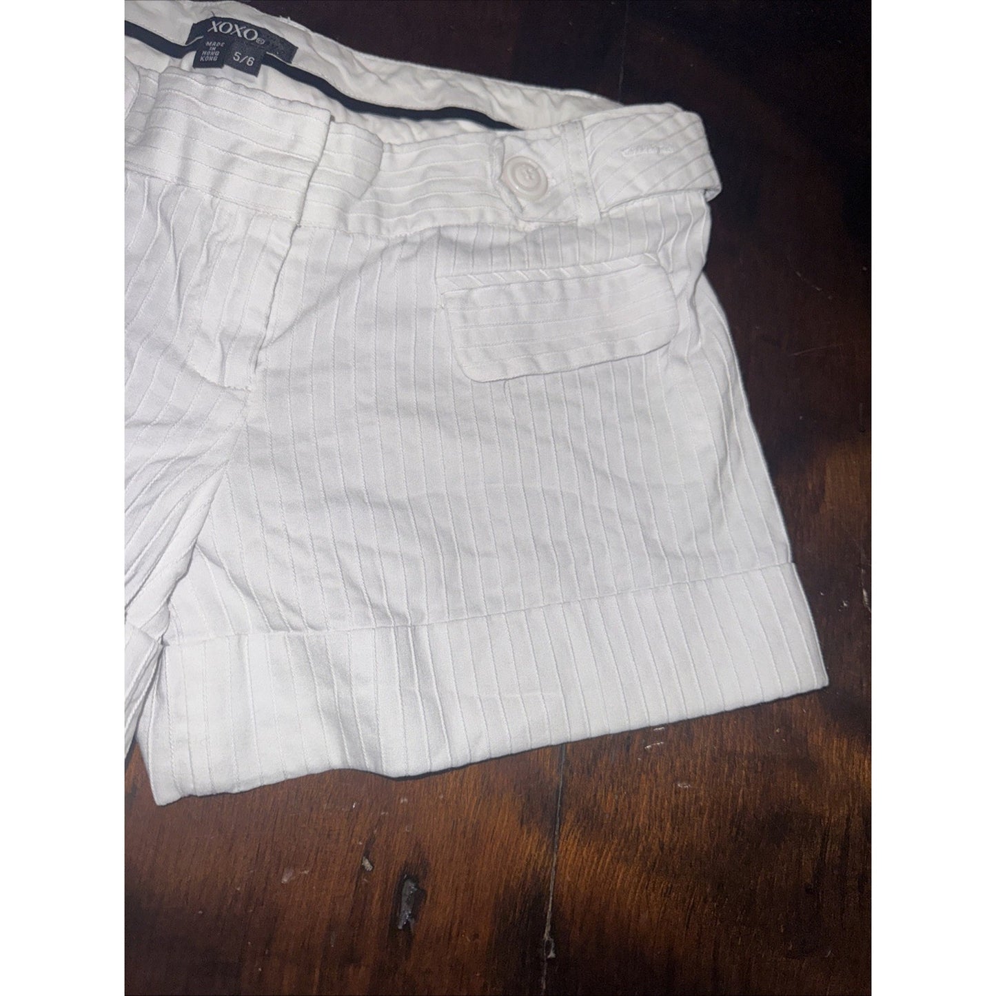 White Ribbed Shorts XOXO size 5/6