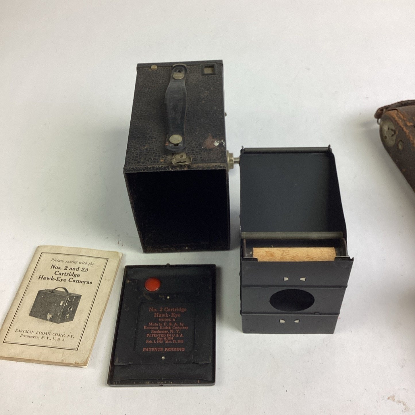 Vintage 1916 Kodak Cartridge Hawk-Eye #2 Box Camera With Manual