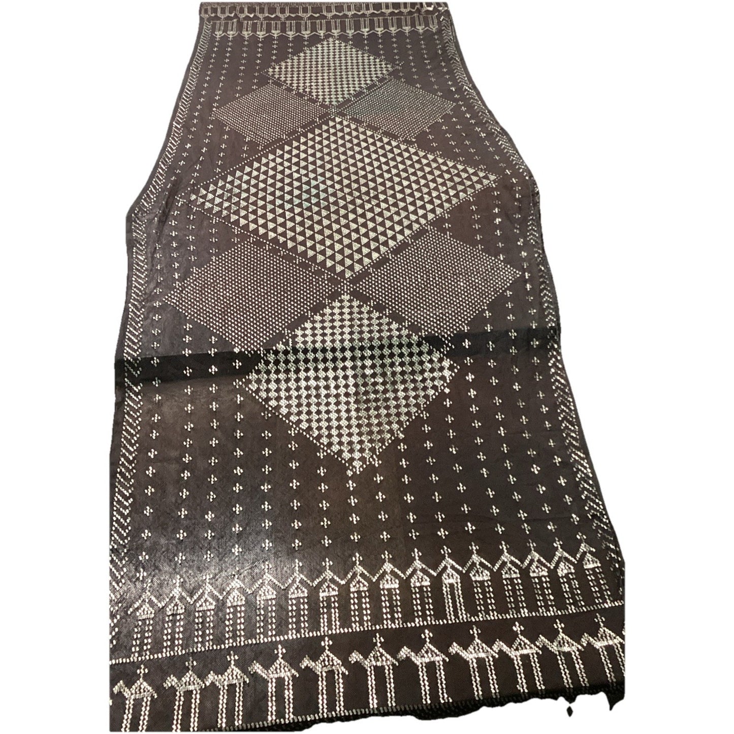 Black Silver Sequin-Like Table Runner Or Table Cloth - 90x27” Diamonds/Camels