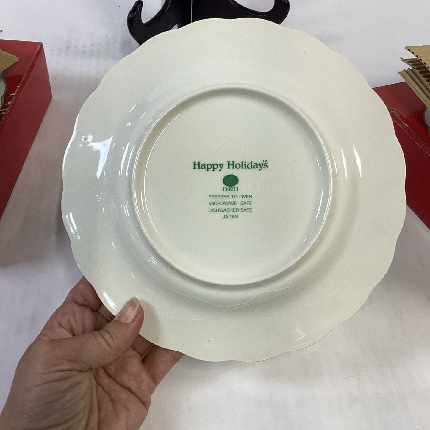 Set Of 8 Nikko Happy Holidays Salad/Dessert Plates Christmas 7 7/8" Green Trim