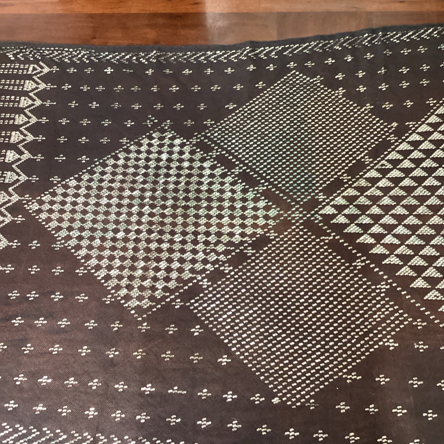 Black Silver Sequin-Like Table Runner Or Table Cloth - 90x27” Diamonds/Camels