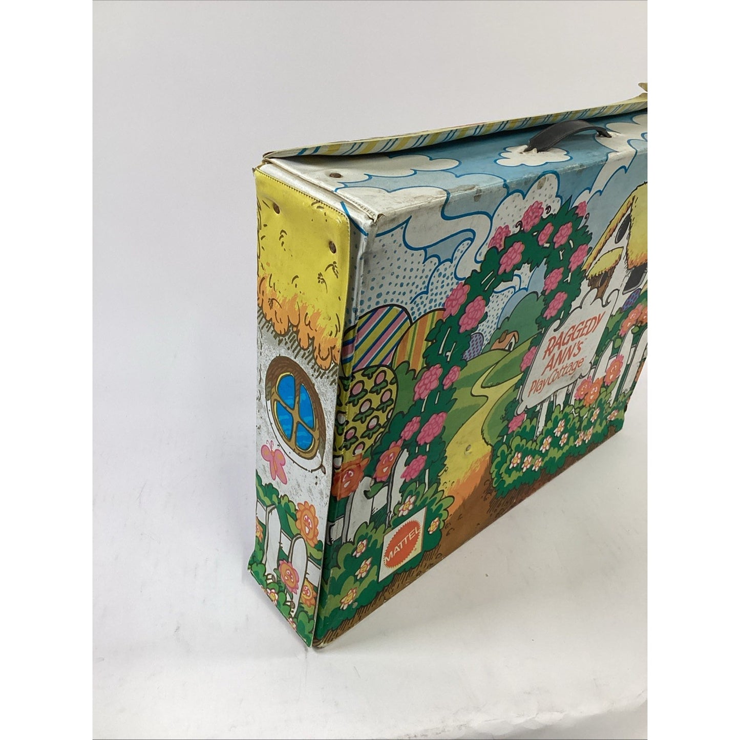 Vintage 1974 NOS Raggedy Ann’s Play Cottage Vinyl Pop Out Case Damaged Exterior