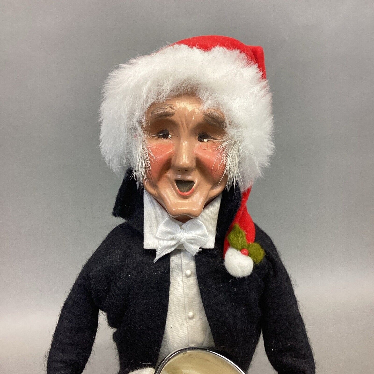 Byers Choice 1999 Caroler Man Butler w/ Santa Hat Holding Ice Bucket & Champagne