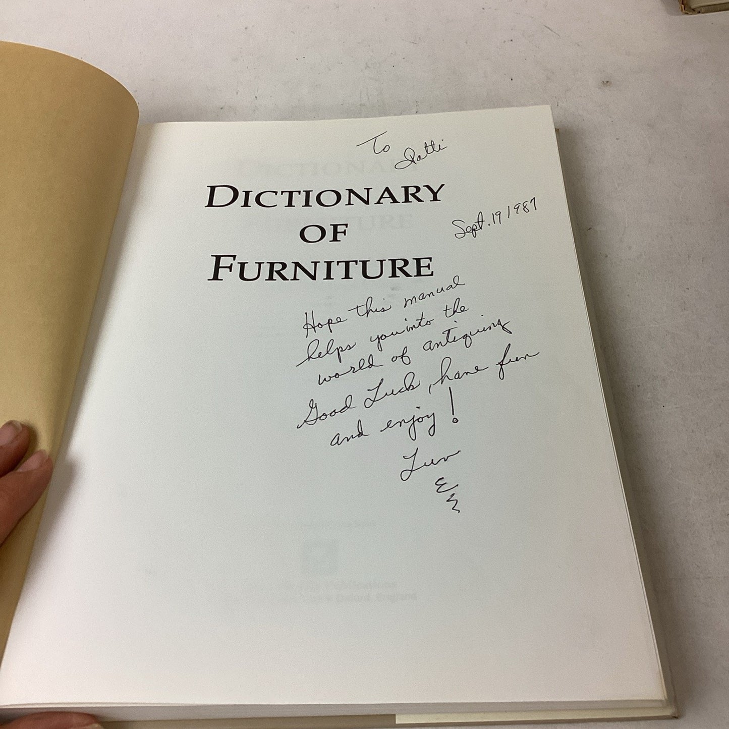 Dictionary Of Furniture, Directory Of Antique Furniture & Furniture Treasury