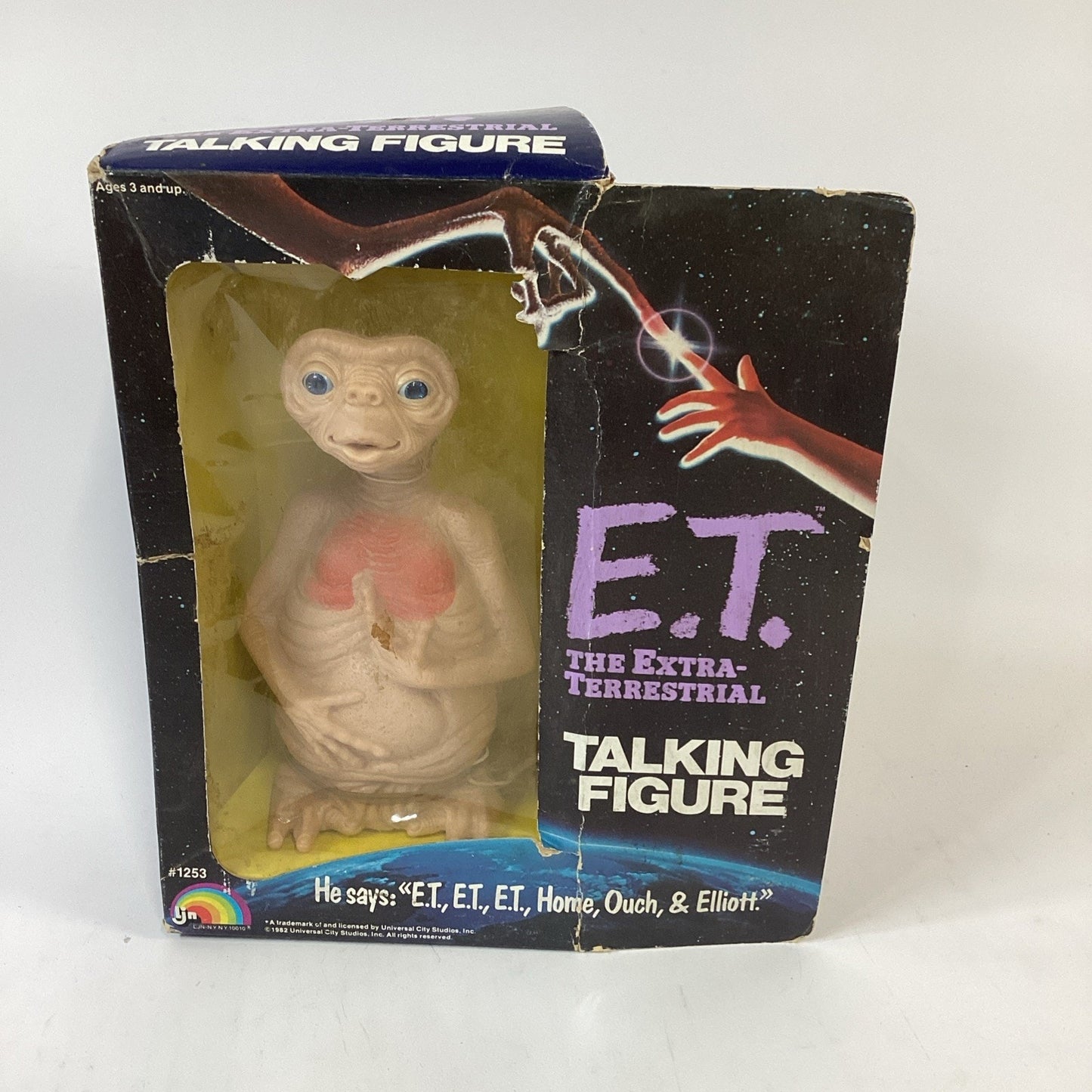 E.T. Action Figure - E.T. The Extra-terrestrial Talking Figure, 1982 #1253 NOS