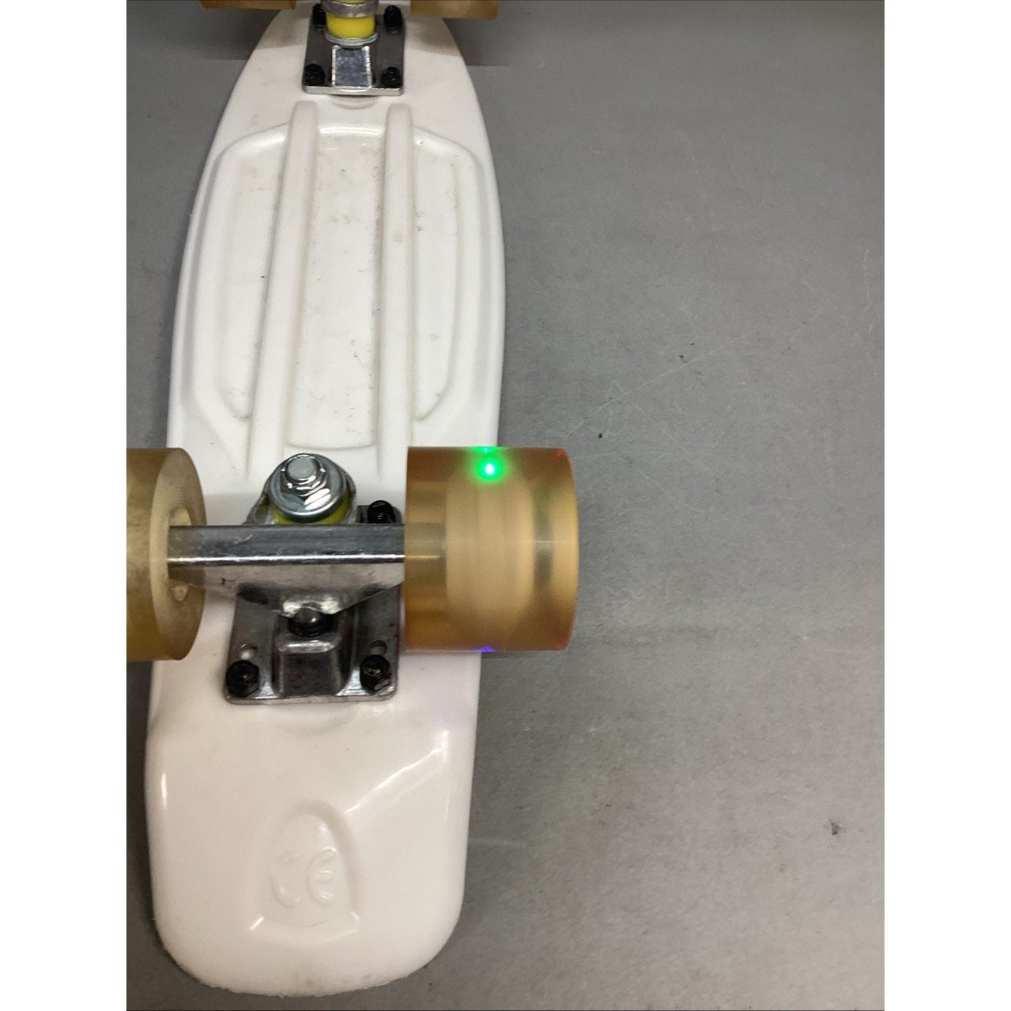 Penny Board Skateboard With Light Up LED Wheels - 22”L