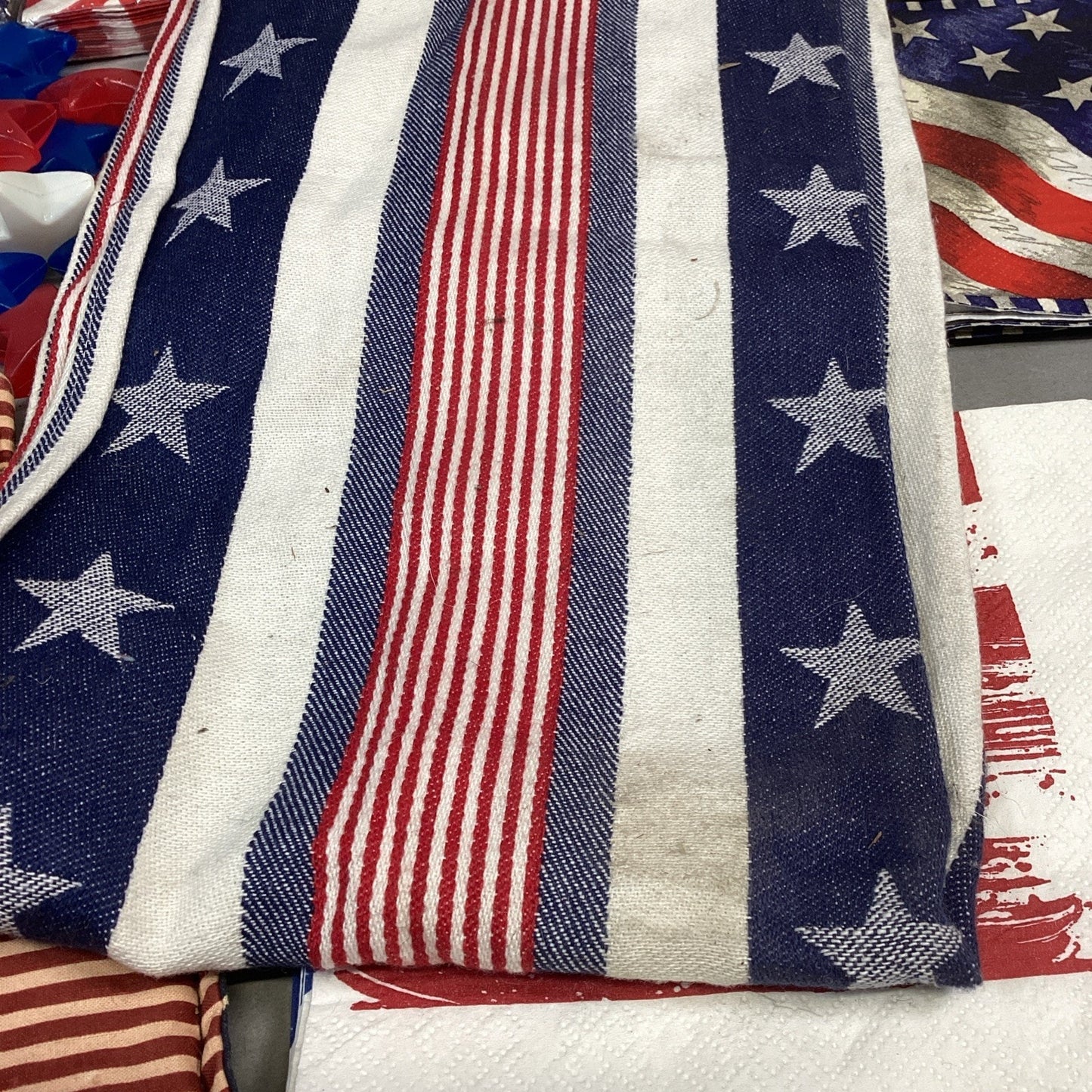 Lot Of 20 July 4th American Flag Decorations- Platters/Plates/Napkins/Ice Cubes