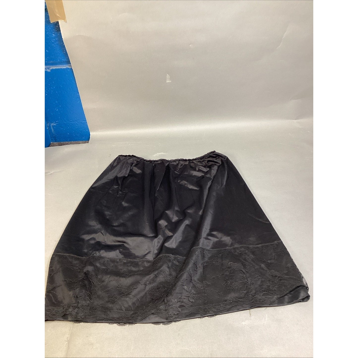 Vintage Black Half Slip With Floral Lace - Medium