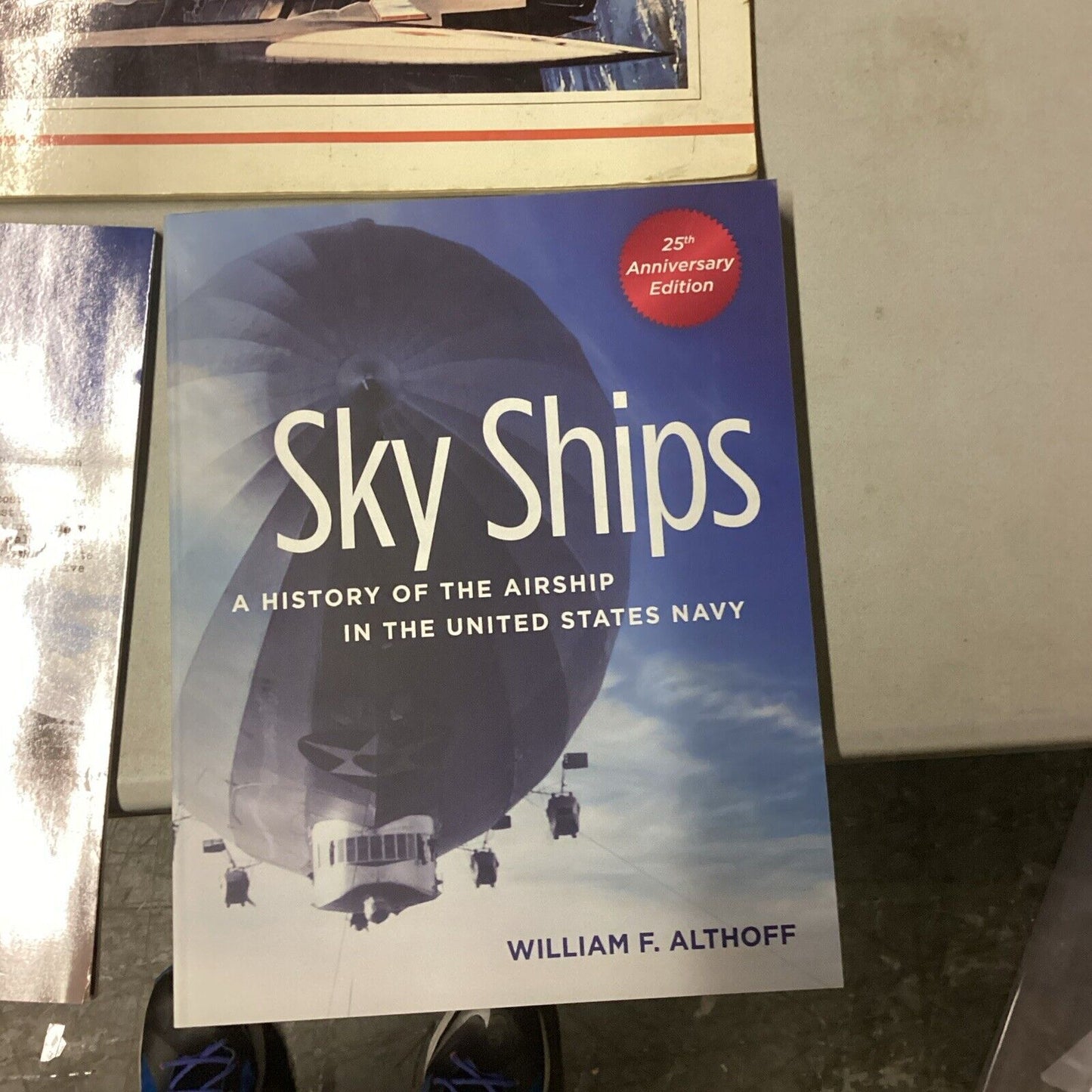 2 Space Shuttle Books, 1 Book On Skyships & 1 On Planes & 1 Airship Puzzle