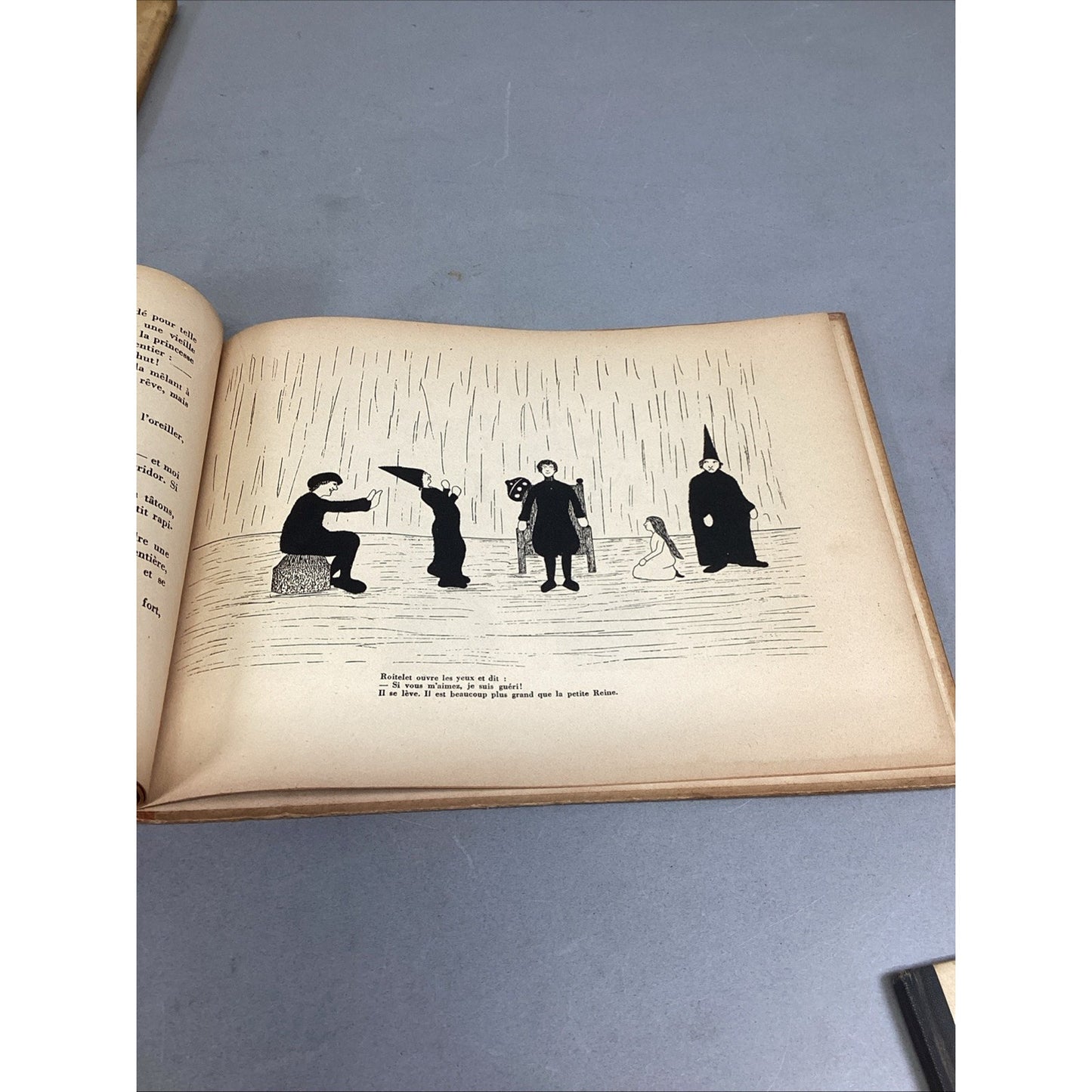 3 Vintage Children’s Books - Eloise, Historie De Roitelet & Mouse At Sea