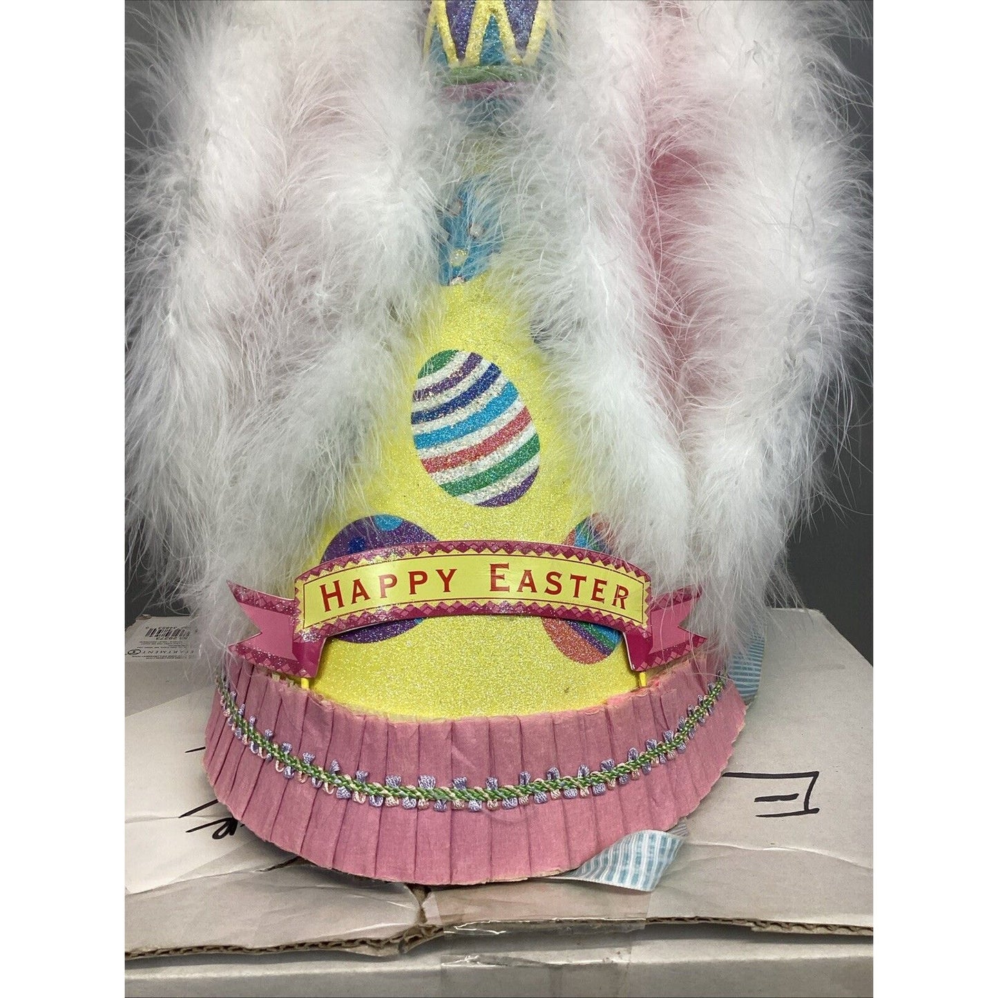 Dept 56 Glitterville Easter Egg Party Hat w/ 6 Patrician Pink 10” Candles