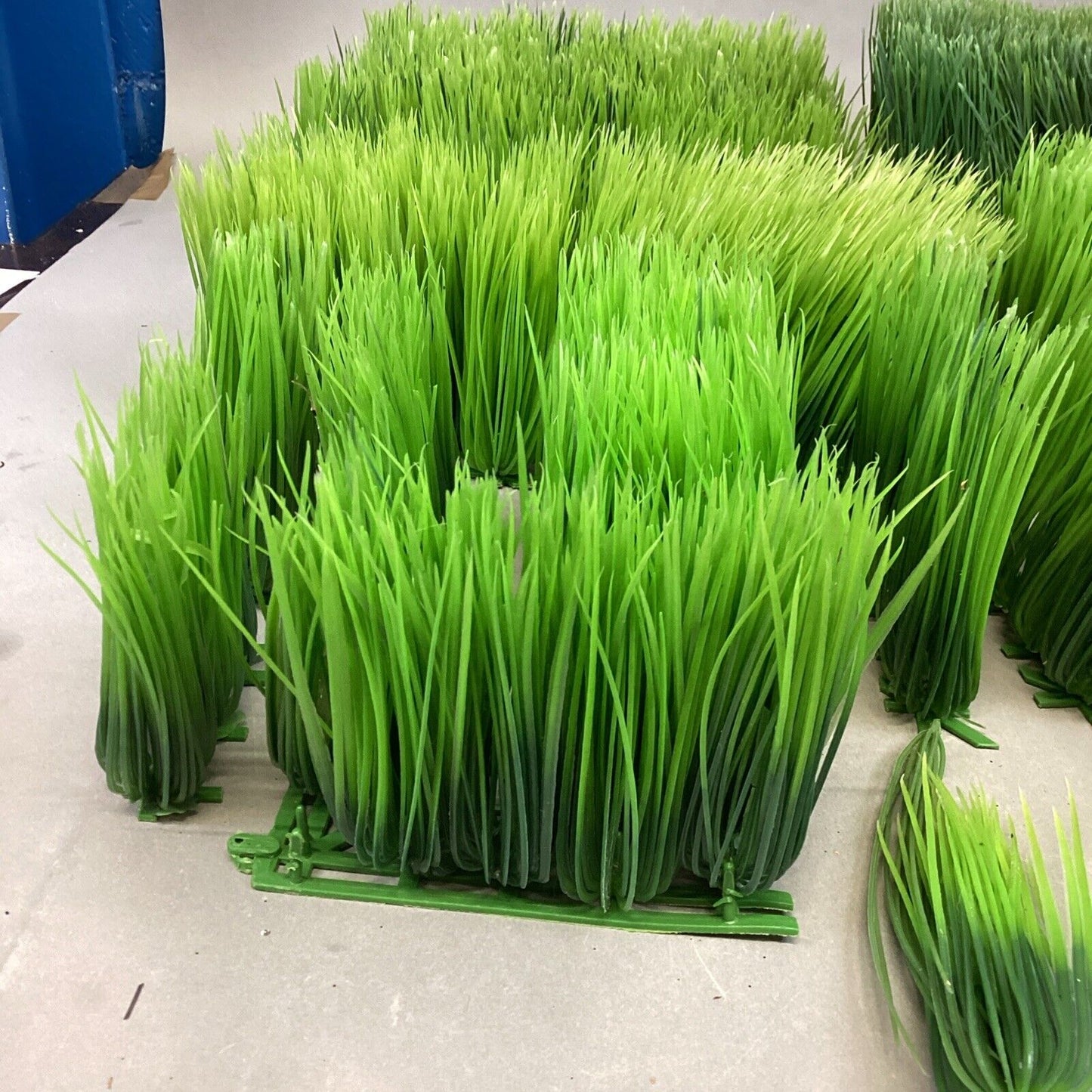 Lot Of 27 Fake Green Grass Decoration For Aquariums & More